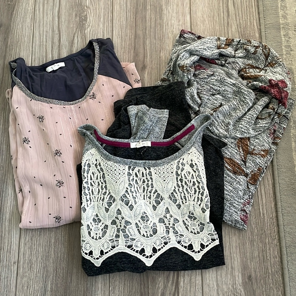 Maurice’s XL long sleeve bundle